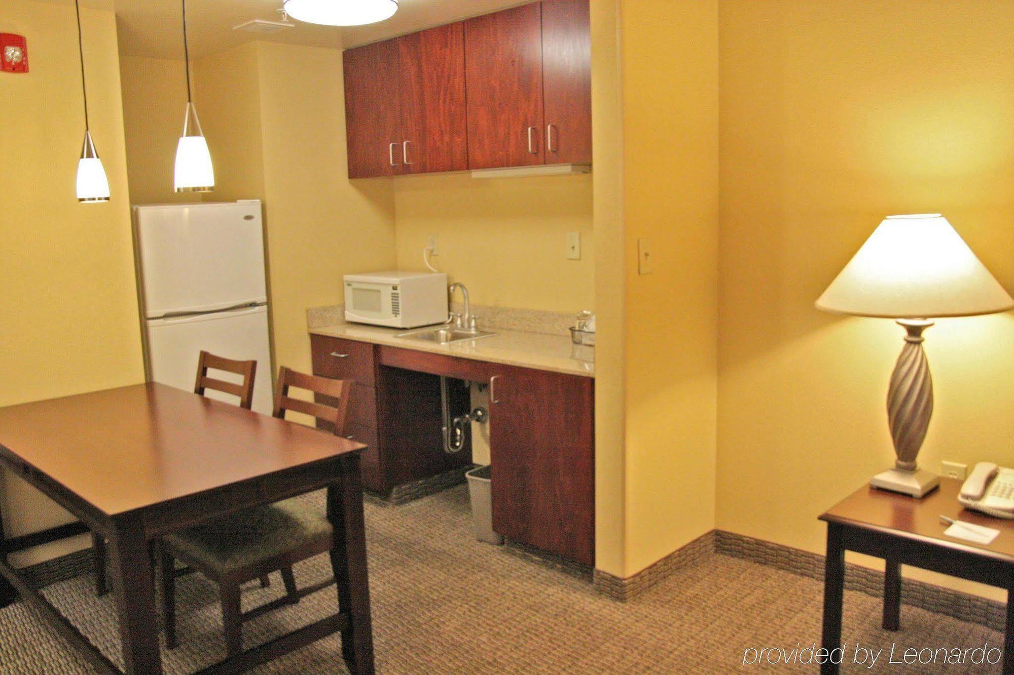 Hampton Inn Indianapolis Northwest - Park 100 Room photo